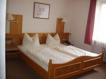 Gaestehaus An Der Peitnach-Hotel Zum Dragoner Peiting Luaran gambar